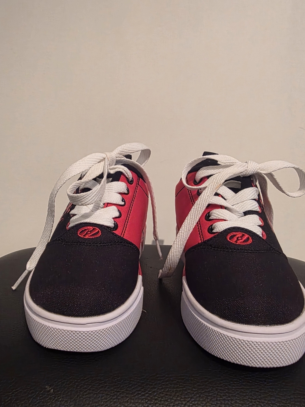 Heelys Black and Red Kids Sneakers with White Laces